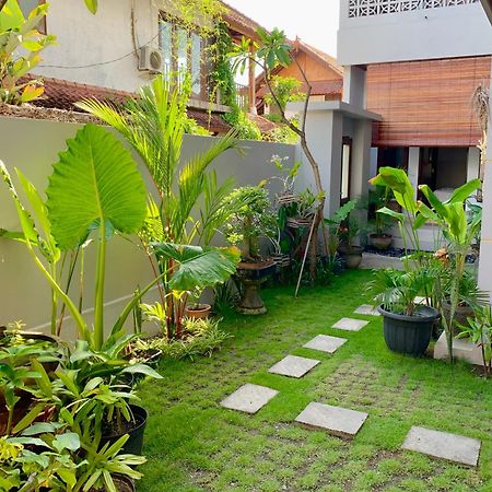 The Lima Home Stay In Canggu Eksteriør billede