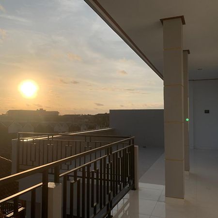 The Lima Home Stay In Canggu Eksteriør billede