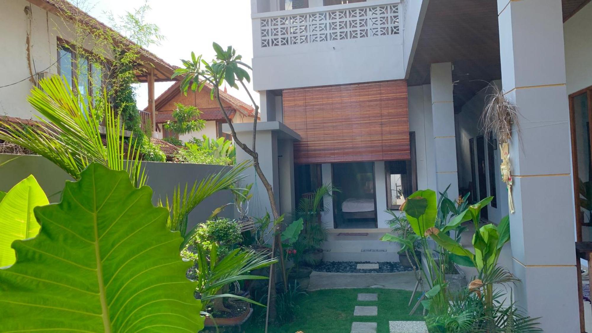 The Lima Home Stay In Canggu Eksteriør billede