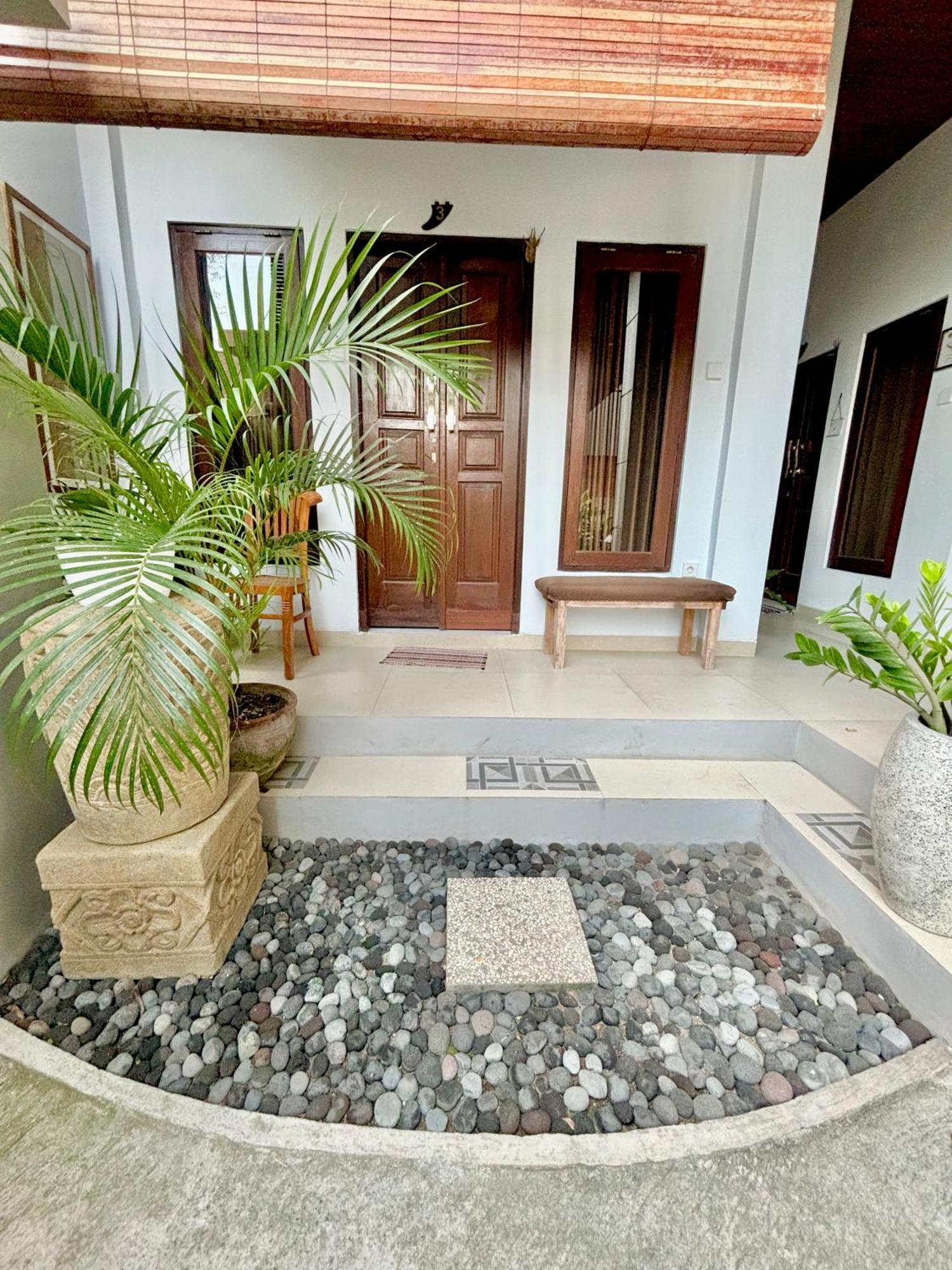 The Lima Home Stay In Canggu Eksteriør billede